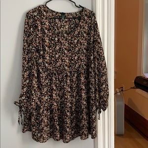 Flowery Long Sleeved Dress